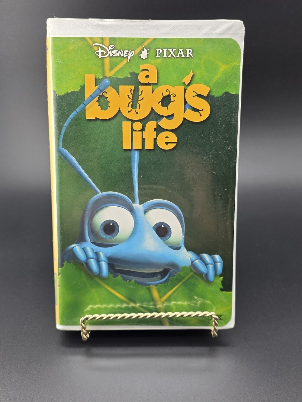 Disney Pixar A Bug's Life VHS Tape 1999 Vintage Clamshell Case Animated Movie